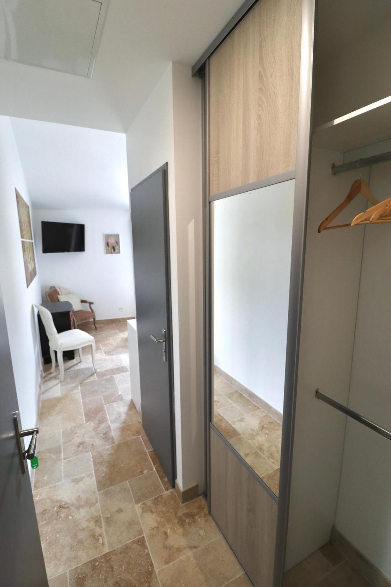 Chambres D'Hotes Avec Jacuzzi Et Piscine Au Mas De Cadoule Saint-Just  Pokój zdjęcie