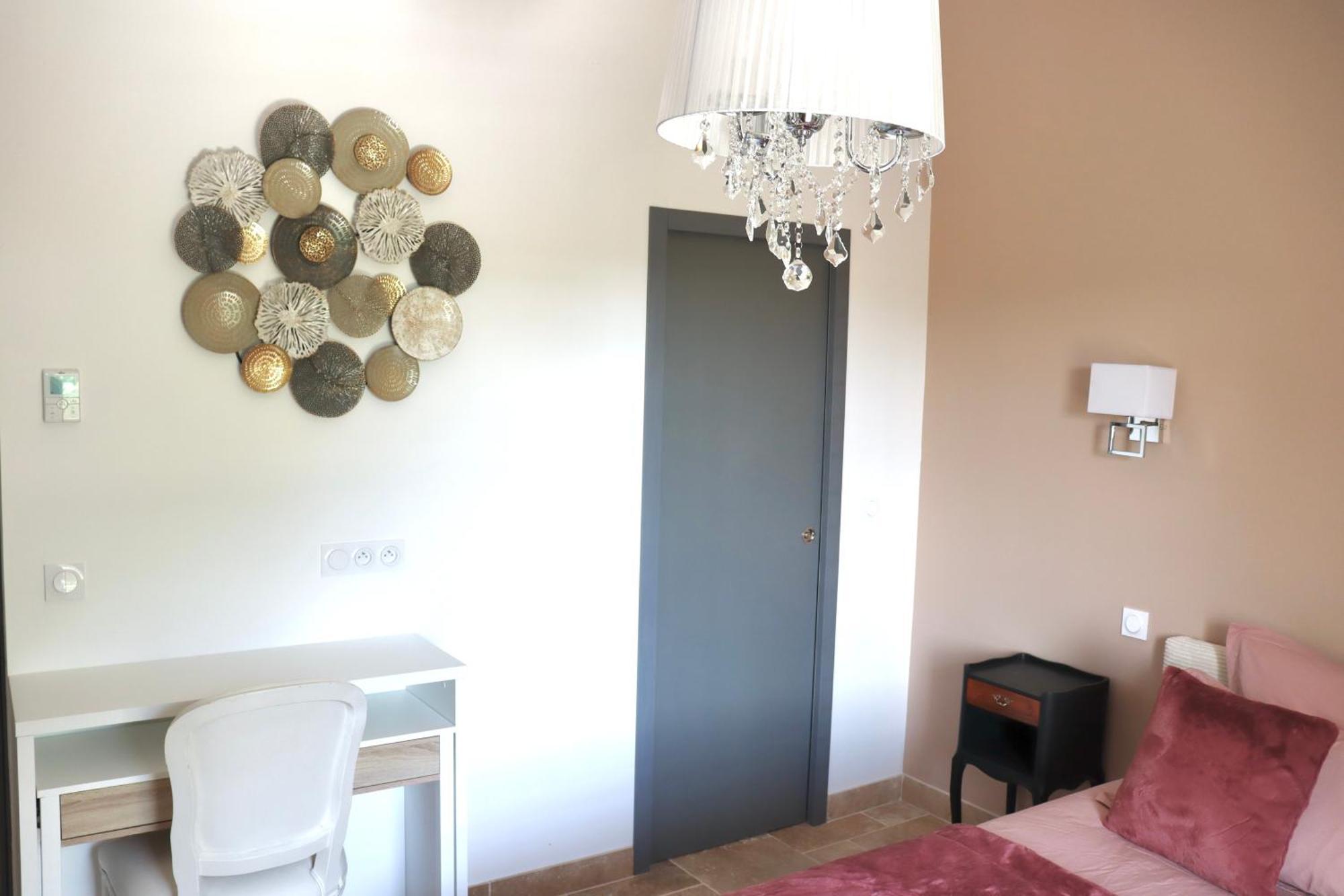 Chambres D'Hotes Avec Jacuzzi Et Piscine Au Mas De Cadoule Saint-Just  Pokój zdjęcie
