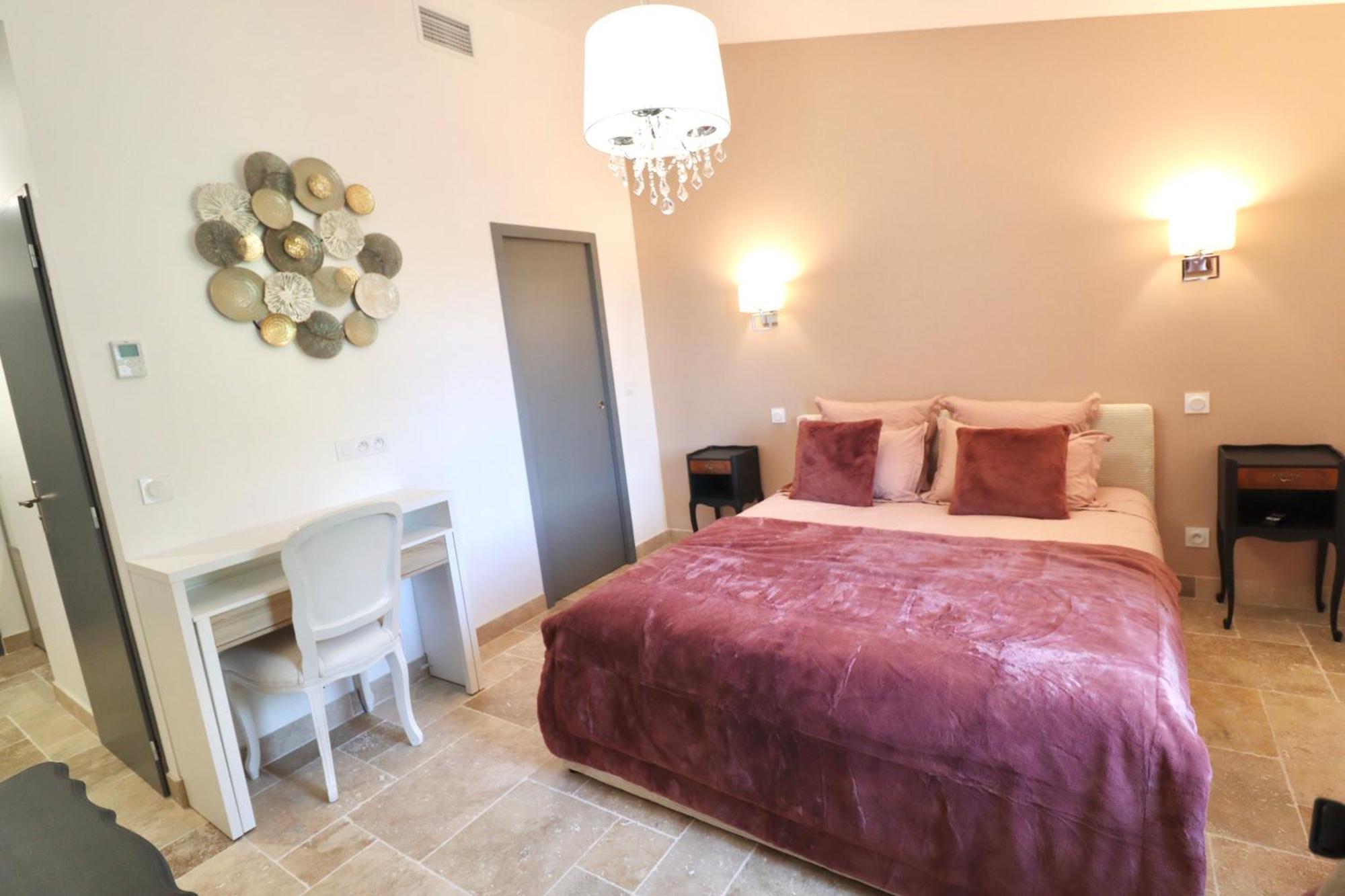 Chambres D'Hotes Avec Jacuzzi Et Piscine Au Mas De Cadoule Saint-Just  Pokój zdjęcie