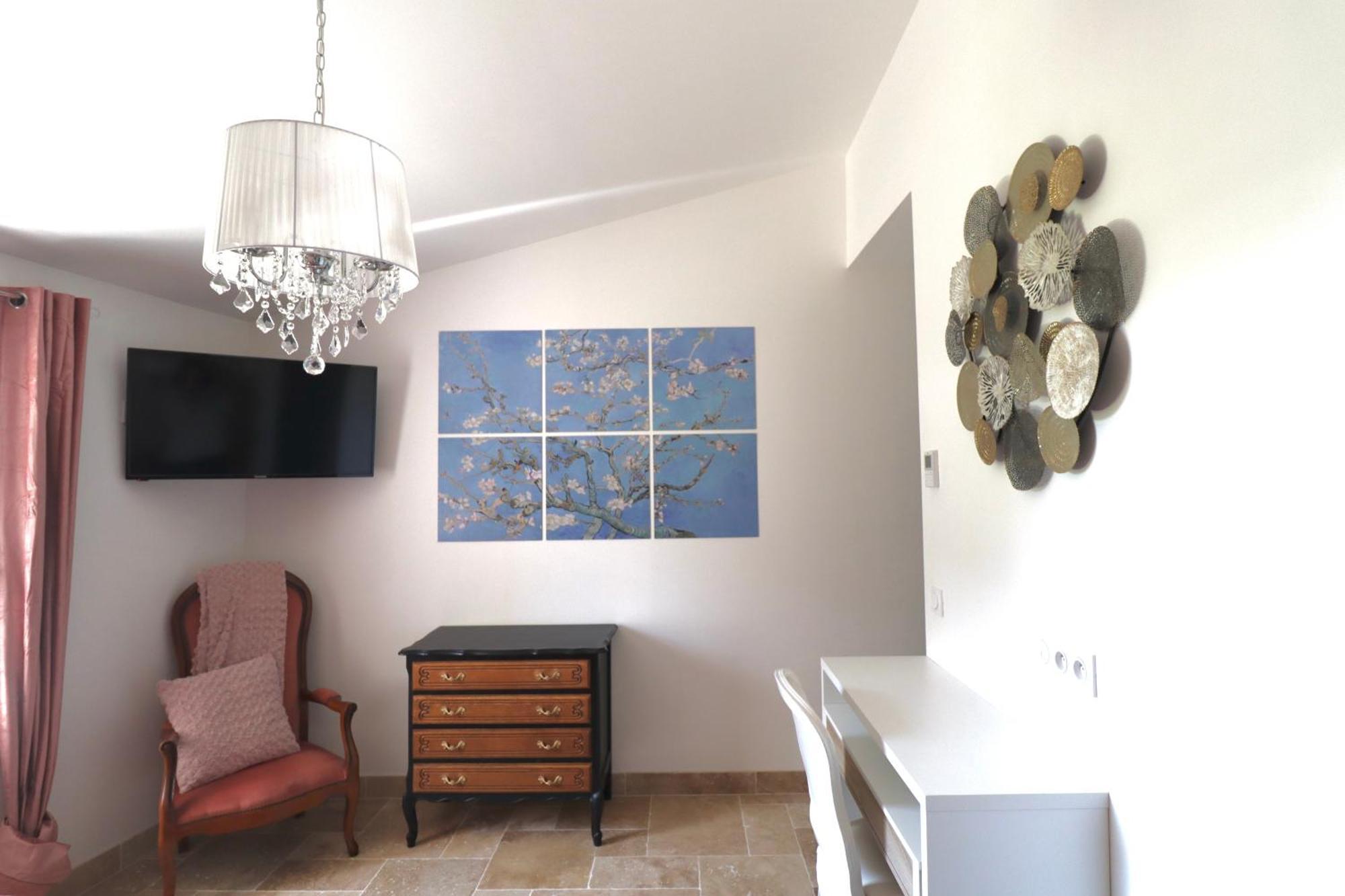 Chambres D'Hotes Avec Jacuzzi Et Piscine Au Mas De Cadoule Saint-Just  Pokój zdjęcie